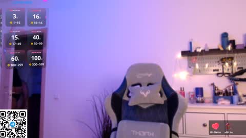 Snapshot of trinititi chatting on December 6, 2024, 9:13 pm Tina online show from December 6, 2024, 9:13 pm