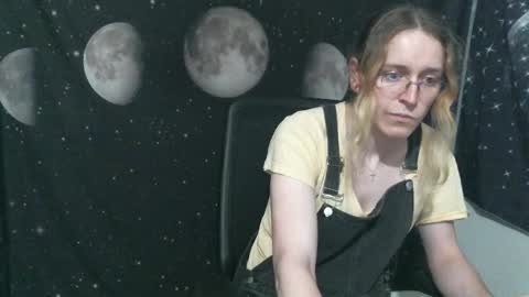 Trinity online show from September 28, 2025, 4:40 am