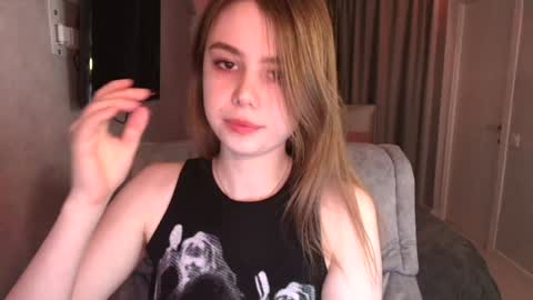 Snapshot of tripleprinces chatting on January 25, 2025, 6:46 pm tripleprinces online show from January 25, 2025, 6:46 pm