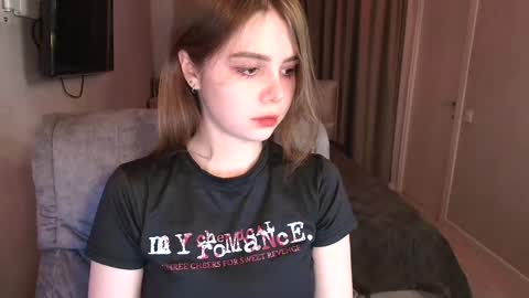 Snapshot of tripleprinces chatting on March 6, 2025, 3:45 pm tripleprinces online show from March 6, 2025, 3:45 pm