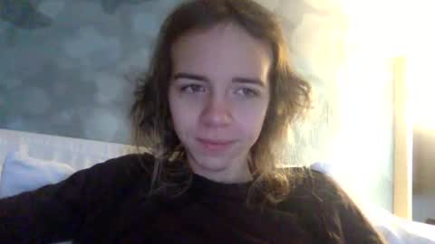 trippybb222 online show from November 21, 2025, 1:43 pm