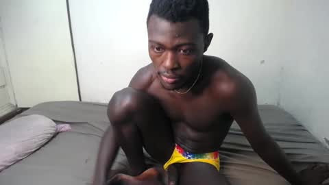 Trisboo5 online show from December 18, 2024, 5:37 am