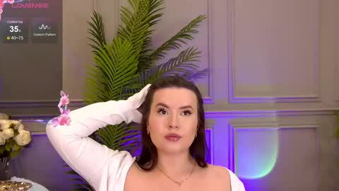 trisha_winslet online show from March 8, 2025, 7:49 am