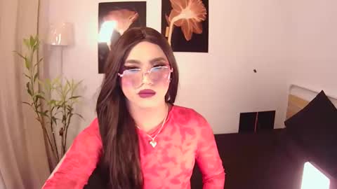 Snapshot of trishahotfucker26 chatting on October 2, 2025, 10:00 am trishahotfucker26 online show from October 2, 2025, 10:00 am