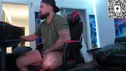 tristanhardwood online show from December 15, 2025, 1:10 am