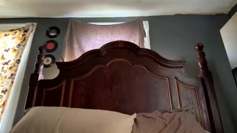 Snapshot of trixiesplayhouse chatting on November 7, 2025, 6:08 pm Trix online show from November 7, 2025, 6:08 pm