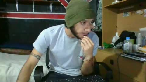 Snapshot of trizquelmen chatting on January 3, 2025, 5:39 am Andrew online show from January 3, 2025, 5:39 am