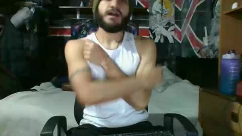 Snapshot of trizquelmen chatting on February 12, 2025, 11:51 am Andrew online show from February 12, 2025, 11:51 am