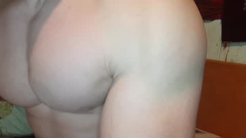 Snapshot of troncq chatting on January 13, 2025, 7:32 am Troncq online show from January 13, 2025, 7:32 am