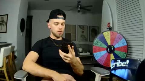 Snapshot of troy_greenxo chatting on March 3, 2026, 3:34 am Troy Green online show from March 3, 2026, 3:34 am