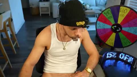 Snapshot of troy_greenxo chatting on April 4, 2026, 9:12 pm Troy Green online show from April 4, 2026, 9:12 pm