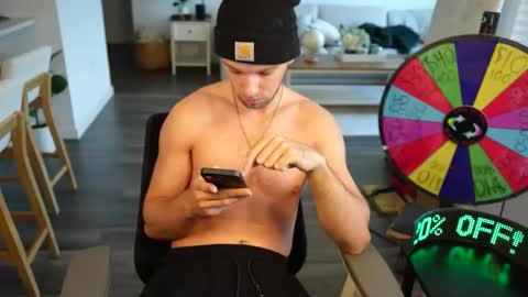 Snapshot of troy_greenxo chatting on April 14, 2026, 9:21 pm Troy Green online show from April 14, 2026, 9:21 pm