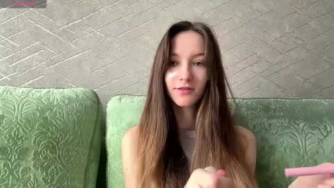 Hello Viola here   Help me to make 50 thumbs up 333 online show from April 5, 2026, 8:00 am