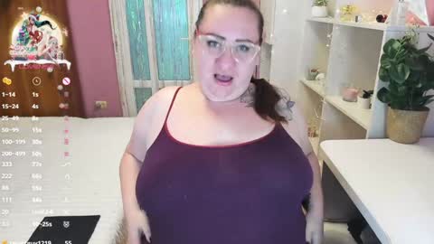 Snapshot of truly_goddess chatting on December 29, 2024, 8:15 pm Adelle online show from December 29, 2024, 8:15 pm