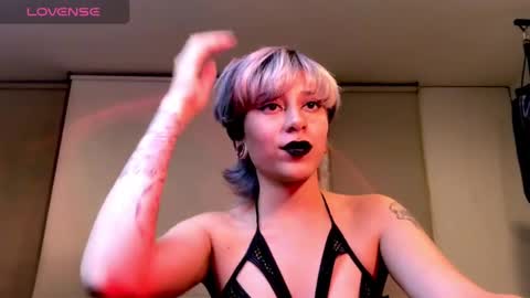 Snapshot of tryp666 chatting on February 26, 2025, 8:15 am Cait online show from February 26, 2025, 8:15 am