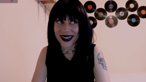 Snapshot of tryp666 chatting on October 7, 2025, 1:58 am Cait online show from October 7, 2025, 1:58 am