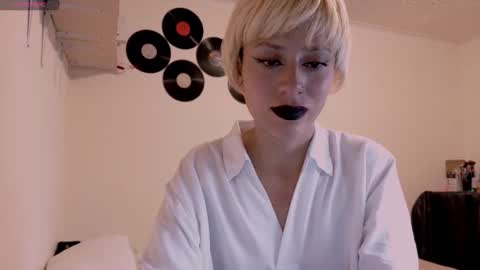 Cait online show from November 6, 2025, 4:46 am