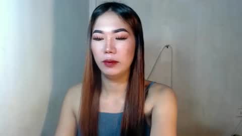 ts_kimmy69 online show from December 14, 2025, 5:40 pm