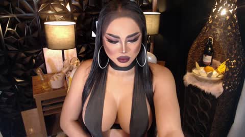 Snapshot of tsdarkdevon chatting on January 13, 2025, 4:18 am tsdarkdevon online show from January 13, 2025, 4:18 am