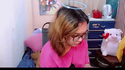 Alice Guo online show from April 1, 2026, 8:39 pm