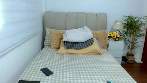 Graciella online show from October 17, 2025, 7:00 am