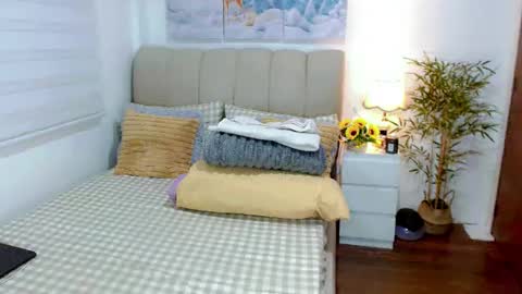 Graciella online show from November 6, 2025, 5:30 am