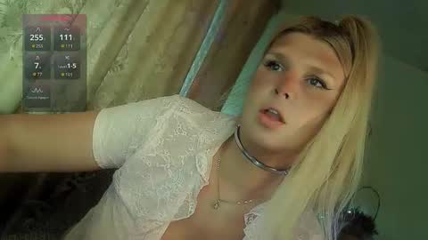 Snapshot of tspostophere chatting on October 29, 2025, 9:55 am Annika online show from October 29, 2025, 9:55 am