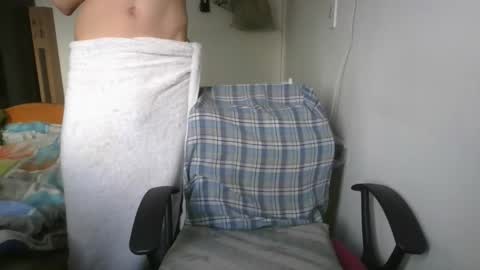 tsuki0308 online show from December 30, 2024, 1:36 pm