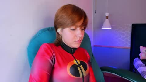 Snapshot of tsuki_maru chatting on July 5, 2026, 4:25 pm Maru online show from July 5, 2026, 4:25 pm