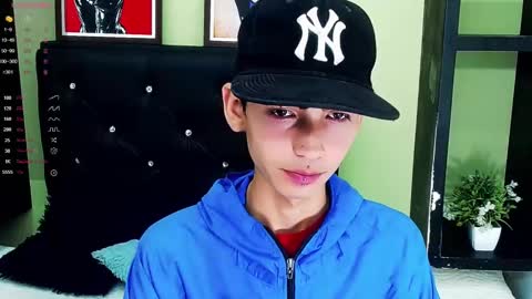 ttimy online show from January 12, 2025, 10:33 pm