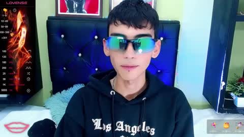 ttimy online show from February 22, 2025, 11:46 pm