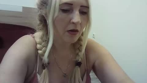 Ttrnynela online show from October 25, 2025, 7:16 am