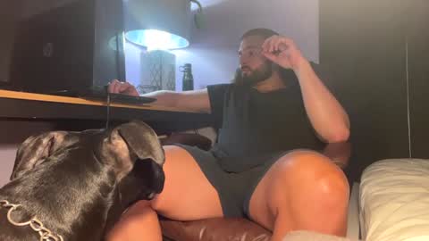 Snapshot of tuamante000 chatting on January 19, 2025, 9:55 pm Stimulation make me Cum in Public or in Pvt online show from January 19, 2025, 9:55 pm