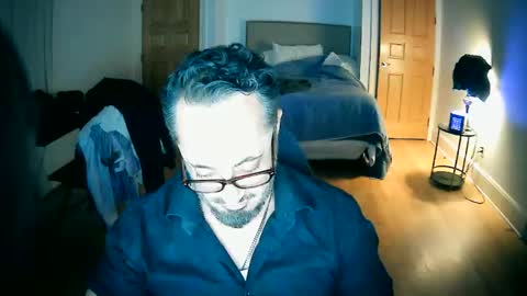 tuscan_taurus online show from October 23, 2025, 7:07 am