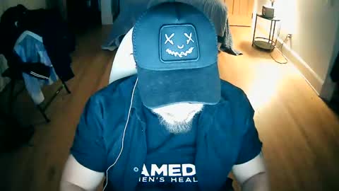 tuscan_taurus online show from November 1, 2025, 8:49 am