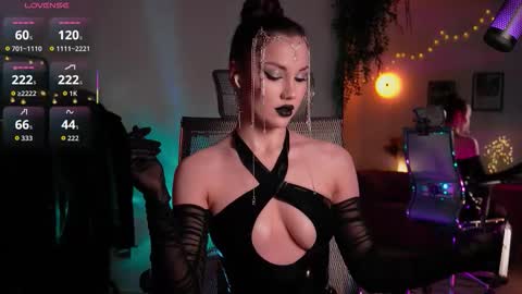 Snapshot of tv_miss chatting on November 27, 2025, 2:13 am Miss Veth online show from November 27, 2025, 2:13 am