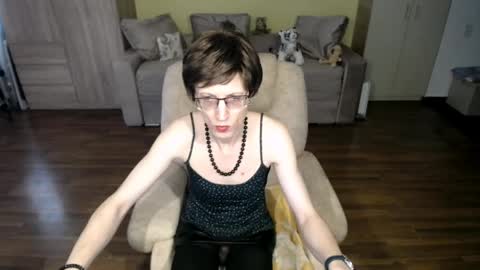 Clementine online show from April 6, 2026, 8:15 am