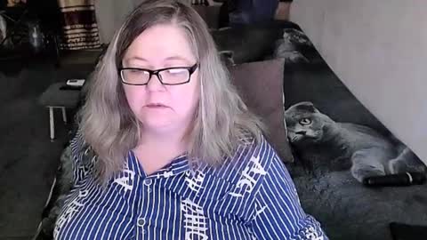 Snapshot of tviks chatting on February 15, 2026, 10:39 pm Lana online show from February 15, 2026, 10:39 pm