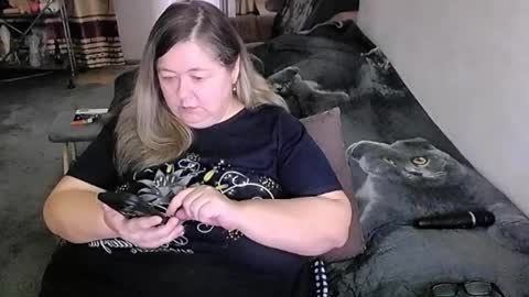 Snapshot of tviks chatting on April 20, 2026, 12:24 am Lana online show from April 20, 2026, 12:24 am