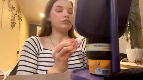 Snapshot of twandalazzar chatting on February 9, 2026, 4:11 pm Emily online show from February 9, 2026, 4:11 pm