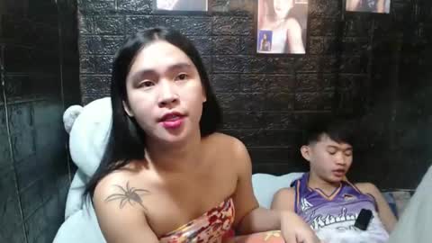 Snapshot of tweethearts_only chatting on October 15, 2025, 1:22 pm tweethearts_only online show from October 15, 2025, 1:22 pm