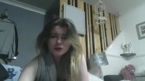 Snapshot of twice_my_age chatting on March 18, 2026, 11:30 pm twice my age online show from March 18, 2026, 11:30 pm