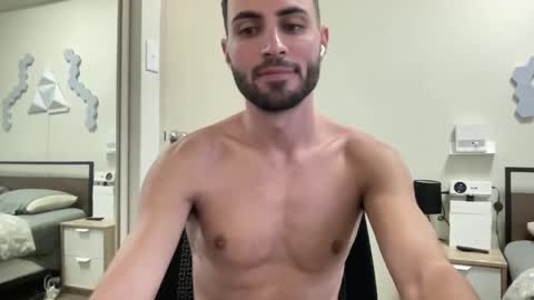 Snapshot of twikboy chatting on February 21, 2025, 4:07 am Twinkboy online show from February 21, 2025, 4:07 am