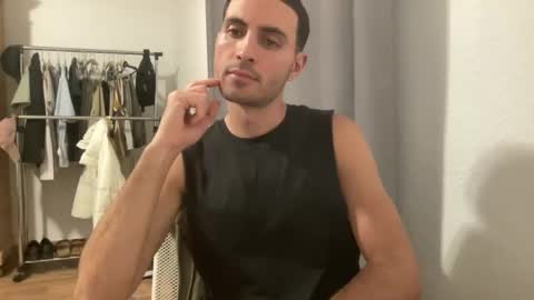 Snapshot of twikboy chatting on September 25, 2025, 8:34 pm Twinkboy online show from September 25, 2025, 8:34 pm