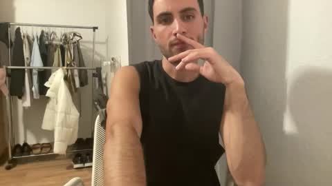 Snapshot of twikboy chatting on September 27, 2025, 8:47 pm Twinkboy online show from September 27, 2025, 8:47 pm