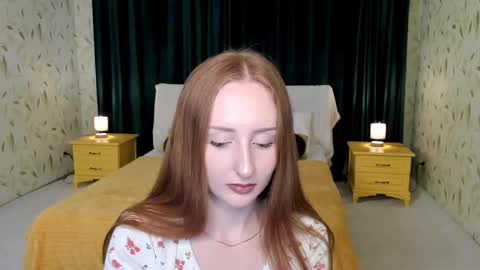 twilightserenade online show from November 3, 2025, 11:33 am