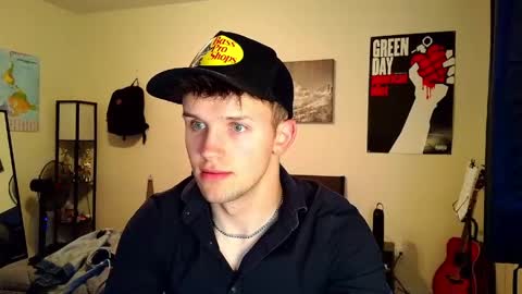 twink2048 online show from May 15, 2026, 11:34 pm