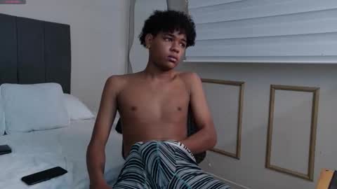 Snapshot of twink_alex19 chatting on February 19, 2026, 12:34 pm Alex online show from February 19, 2026, 12:34 pm