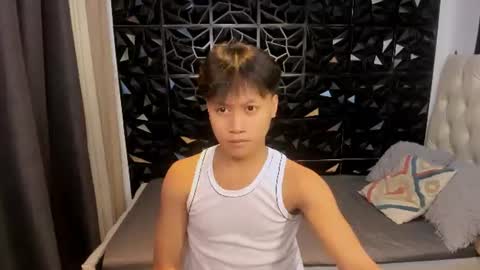 Snapshot of twink_mistingtrevor chatting on July 6, 2026, 12:57 pm twink_mistingtrevor online show from July 6, 2026, 12:57 pm
