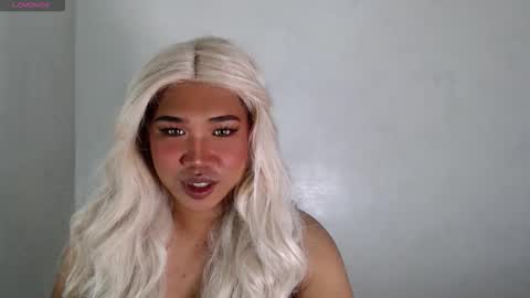 Snapshot of twinkcheska chatting on November 15, 2025, 4:03 pm Cheska Schock online show from November 15, 2025, 4:03 pm